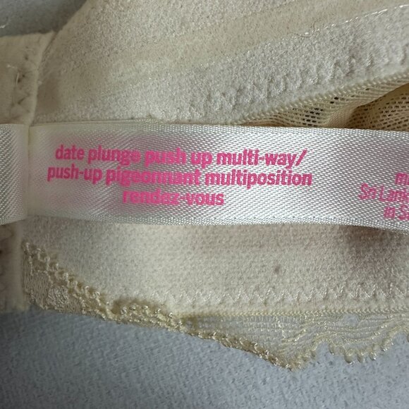 Victorias Secret PINK Lightly Padded Lace Bra 36DD Ivory Adjustable Straps - Picture 7 of 9